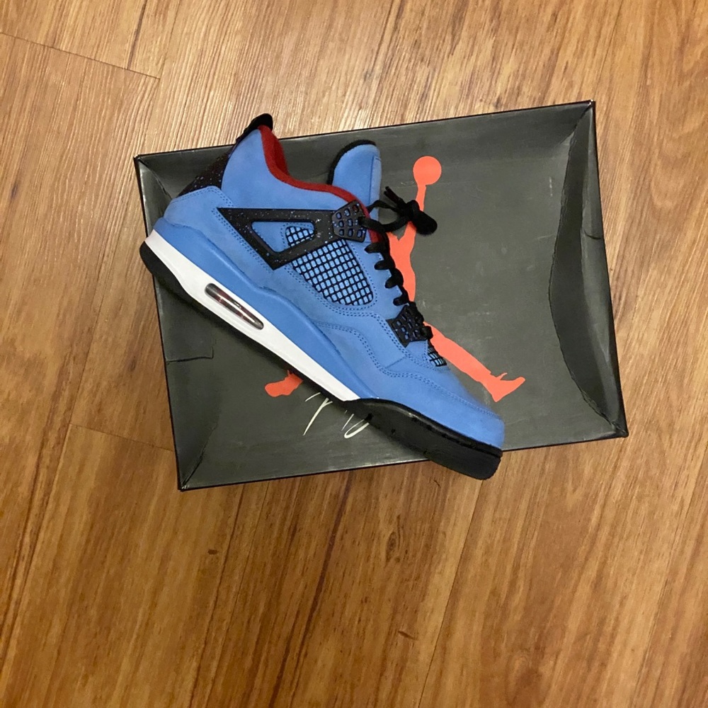Shoes - Picture 2 of 3